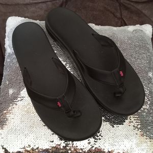 Nike Bella Kai Size 11 Black Basic Flip Flop Thong Sandal